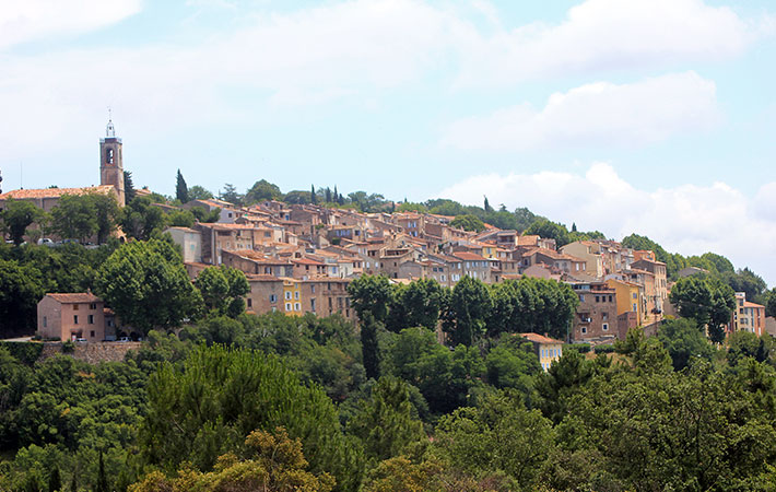 bagnols en foret village cote d'azur