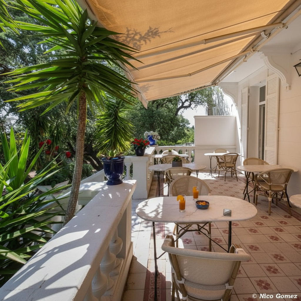 #slidecaption5 PETIT DEJEUNER SUR LA TERRASSE